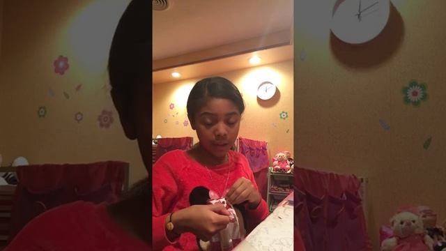 Me opening a troll nail and nail glue смотреть онлайн