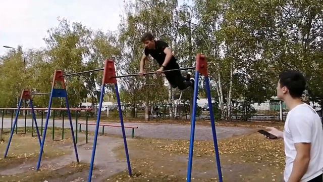 Кто сделает больше всех элементов на турнике?/Бесконечная связка/Заруба HBS 6 смотреть онлайн