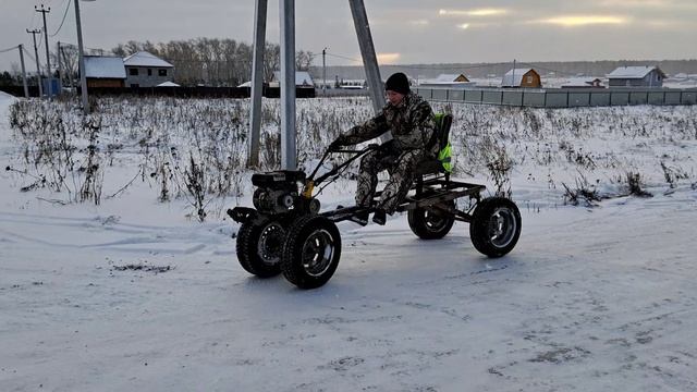 Первый зимний дрифт на мотоблоке! смотреть онлайн