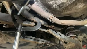 Как выбить закисшие развальные болты на Ford