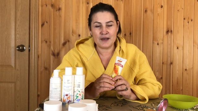 Маска Мёд с маточным молочком. Как оставаться молодой? смотреть онлайн