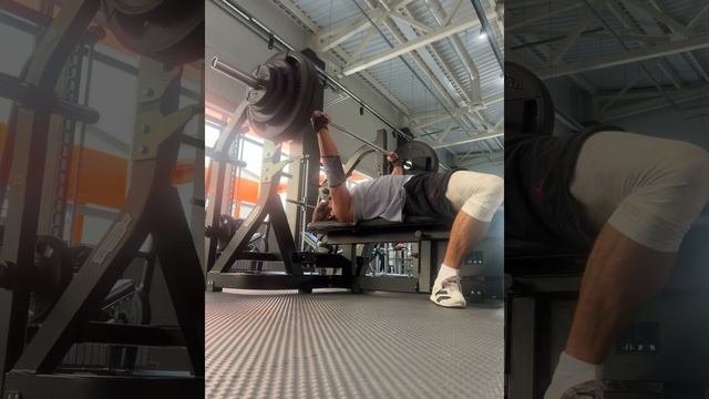 Жим штанги лёжа 135кг*1 смотреть онлайн