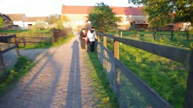 конюшня, Рансдорф /// stabil, Ransdorf смотреть онлайн