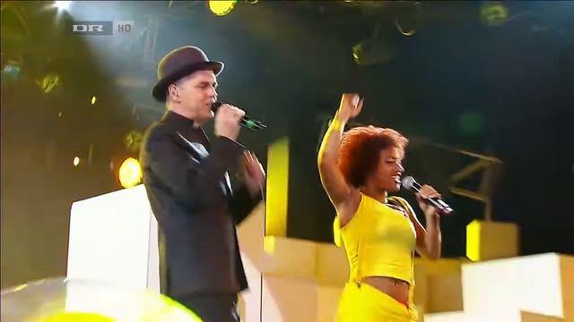 Pet.Shop.Boys.-.[Pandemonium.Tour.In.Concert.2009.At.Roskilde].720P-003 смотреть онлайн