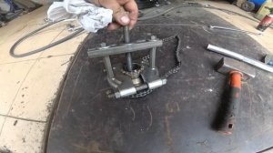 KIA Sorento 2,5 Турбодизель замена цепей ГРМ .