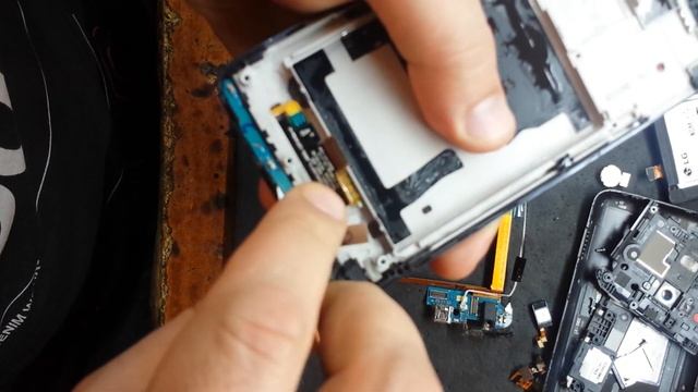 LG G2 D802 32Gb замена модуля LCD-TOUCHSCREEN