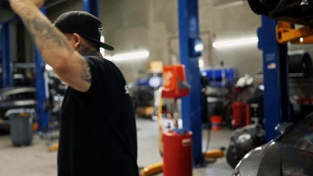 Can you street drive a 2400HP Twin Turbo Lamborghini? смотреть онлайн