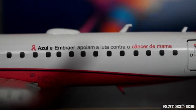 JC Wings 1:200 Azul Brazilian Airlines ERJ-195 "Pink Ribbon" Unboxing and Review смотреть онлайн