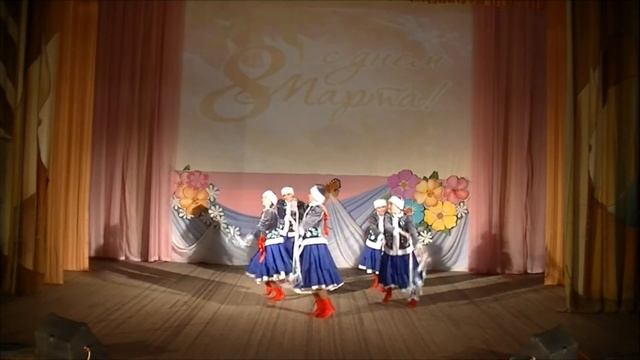 Снежок- исп. Народный хореографический ансамбль Весна смотреть онлайн