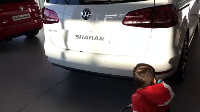 Автосалон Volkswagen смотреть онлайн