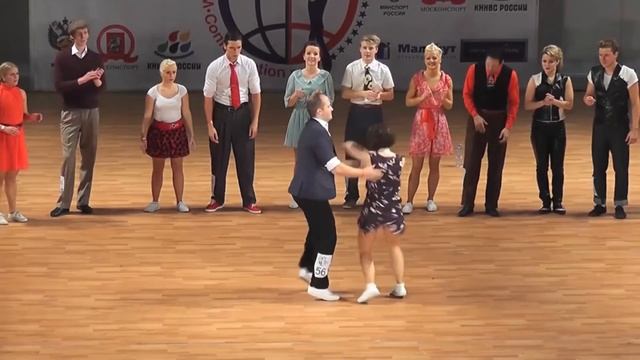 Thomas and Sophie. Promo video BOOGIESPOT-WINTER 2015 смотреть онлайн