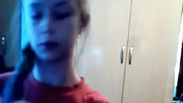 Красим волосы обычными мелками смотреть онлайн