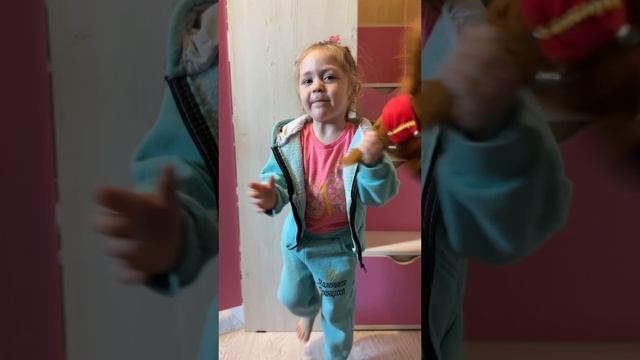 Рот закрой - я папина дочка ?