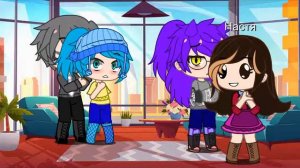 1) попала в фандом 13 карт 2)вальты(или как их там) ч о