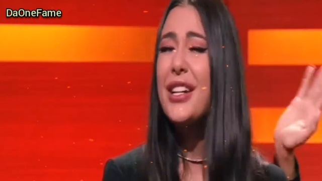 Sanja Vucic Singing Serbian Turbo Folk Song Live