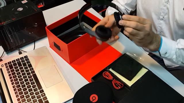 Наушник Solo HD смотреть онлайн