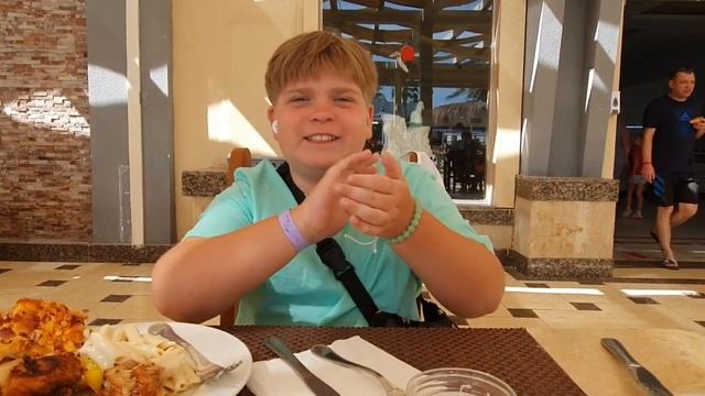 Египет 2023/ Mirage Bay/ Мы разделились/ Юбилей 50 лет Андрею/ Ресторан Star Fish