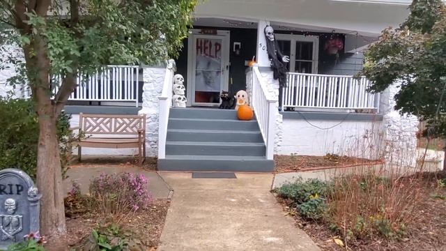 Хэллоуин в Америке - как американцы украшают свои дома на хэллоуин / Halloween in America (4) смотреть онлайн