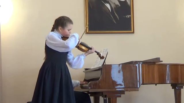 Звоник Анна, 10 лет. Ш.Берио - Концерт №9 смотреть онлайн