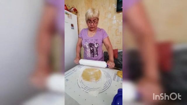 Пирожки из щавеля со вкусом клубники. Моя посуда Tupperware. смотреть онлайн