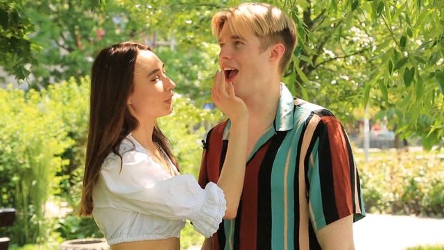 ТОП 5 - Как двигать языком во время поцелуя - лето 2020 смотреть онлайн