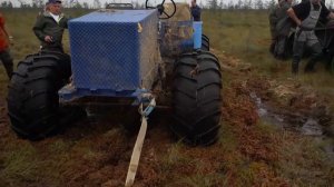 Эвакуация болотохода! Сломался в болоте!