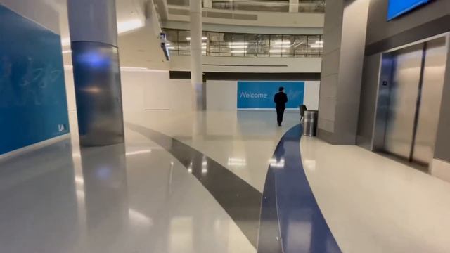 LAX NEW WEST GATES AT TOM BRADLEY INTERNATIONAL AIRPORT смотреть онлайн