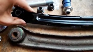 Hyundai Accent 2 ЗАМЕНА ЗАДНИХ СТОЕК,ВТУЛОК СТАБИЛИЗАТОРА,АМОРТИЗАТОРА И ЗАДНИХ РЫЧАГОВ.