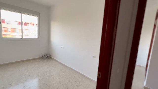 PIso de 3 dormitorios con plaza de garaje. смотреть онлайн