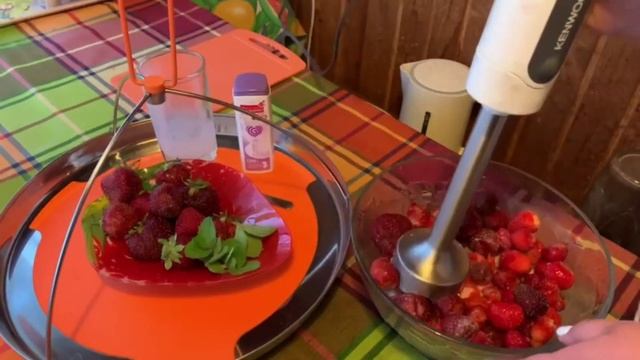 КЛУБНИЧНЫЙ СОРБЕТ РАЙСКОЕ НАСЛАЖДЕНИЕ. ПП РЕЦЕПТ. ГОТОВИМ С ДОЧКОЙ смотреть онлайн