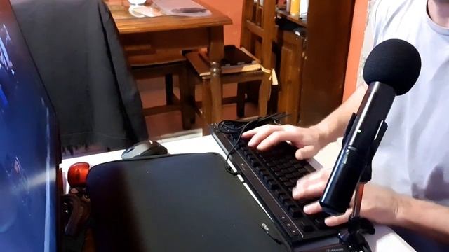 Teclado HyperX Alloy Core RGB смотреть онлайн