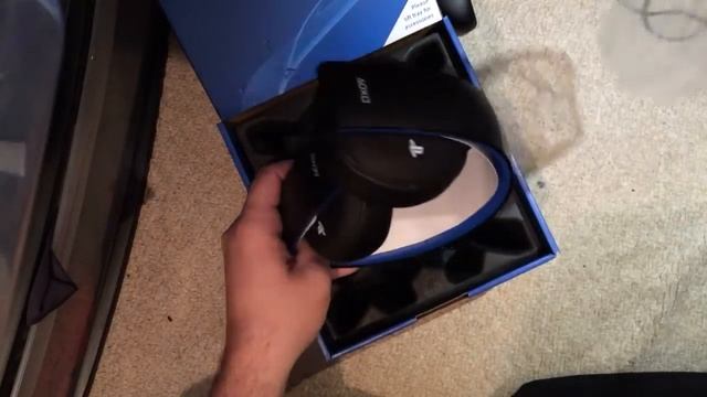 Silent PS4 Gold Wireless Headset Unboxing смотреть онлайн