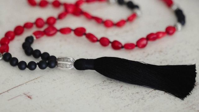 ЛИРИЧЕСКИЙ СТИХ . ✍️ смотреть онлайн
