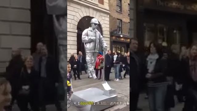 10 прикольных костюмов для реклам смотреть онлайн