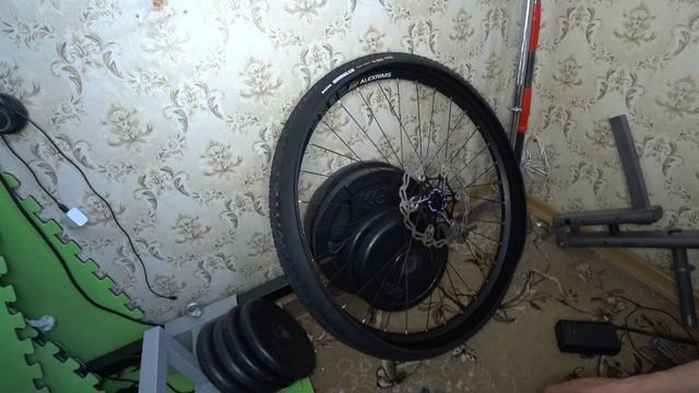 Бескамерные колеса велосипеда. Установка. смотреть онлайн