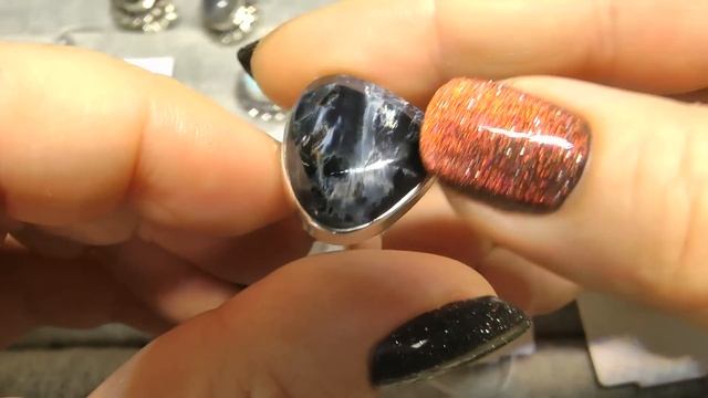 Новое поступление 11-10-2023 (смотрим описание под видео) смотреть онлайн