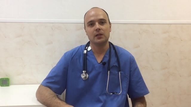 Почему кошку тошнит водой, слюной, белой пеной, после еды, от сухого корма смотреть онлайн