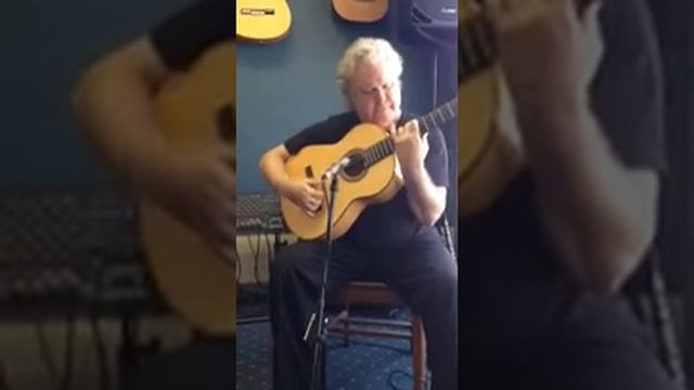 Guillermo Rios on Flamingo guitar смотреть онлайн