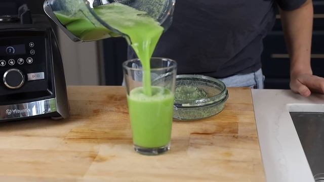 3 Incredibly Unique Vitamix Juice Recipes! смотреть онлайн