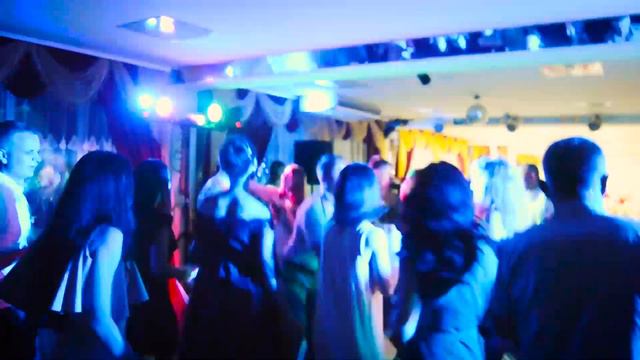 "Фантазер" від гурту Артерія (кавер на весіллі) смотреть онлайн