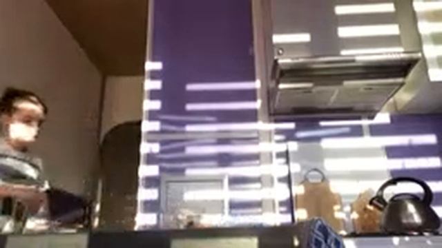 Вылил кефир на голову!! ШОК!! смотреть онлайн