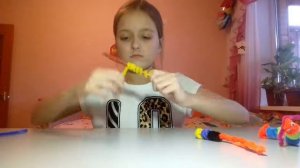 Поделки из синельной проволоки: червячок и колечко