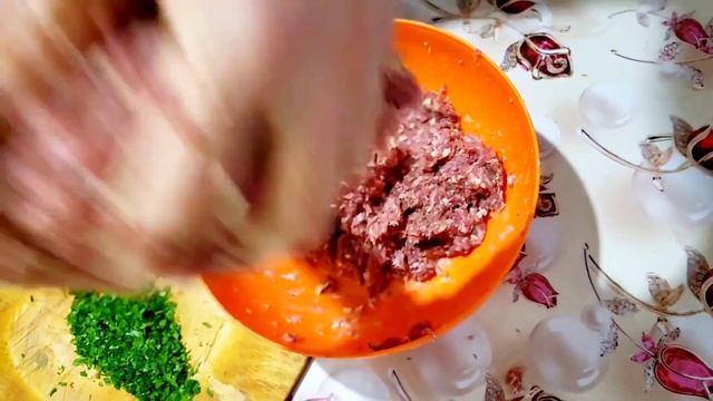 Как готовить ЛЮЛЯ-КЕБАБ дома. Люля кебаб секреты Правильного Фарша! Қима шашлык. Қима кәуап смотреть онлайн