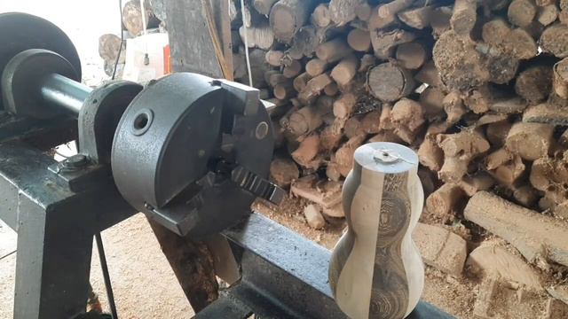 wood turning: how the carpenter picks up wood chips, Create super top wall sconce products смотреть онлайн