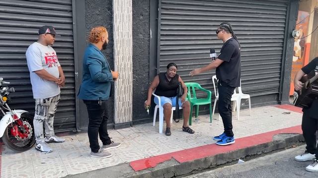 SI NO LO QUITA DE AHÍ TE LO M@TO AXELBUENISIMO LLEGA CON UNA SERENATA, ESA ES MI MUJER. смотреть онлайн