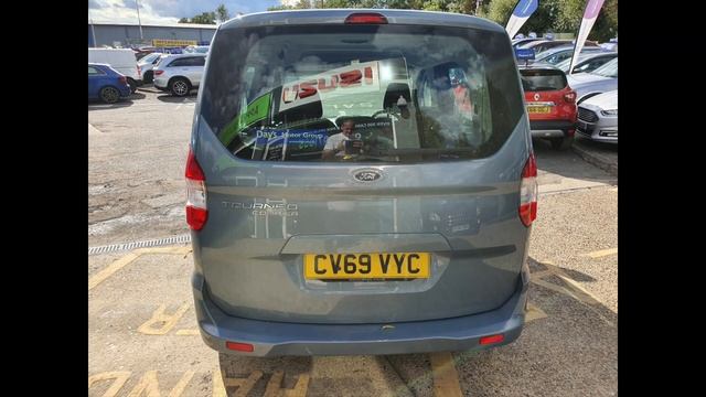CV69VYC Ford Tourneo Courier 1.0 Zetec + Stills 4K смотреть онлайн