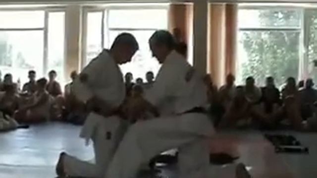 Вручение Чёрных поясов по Араши Карате смотреть онлайн