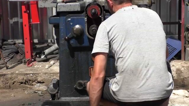 Ремонт плоскошлифовального станка MIKROMAT SFW 200 x 600 (начало) смотреть онлайн