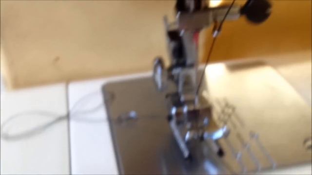 How to thread a Janome 372 sewing Machine смотреть онлайн