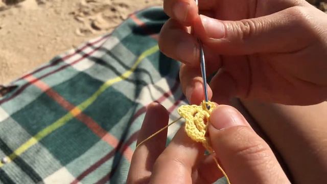 Learn To Irish Crochet |How To Crochet An Irish Rose смотреть онлайн